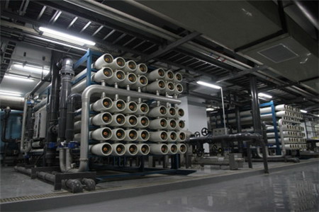中新苏州工业园区污水综合处理厂中水回用工程反渗透(RO)膜设备
