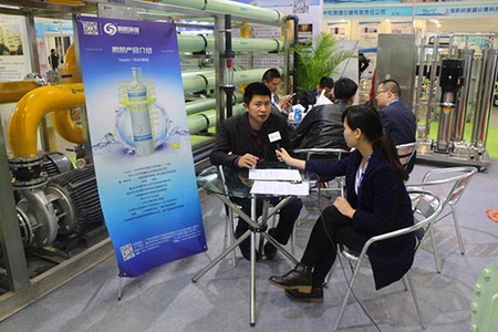 广州鹏凯环境科技股份有限公司总经理王国彬在接受采访