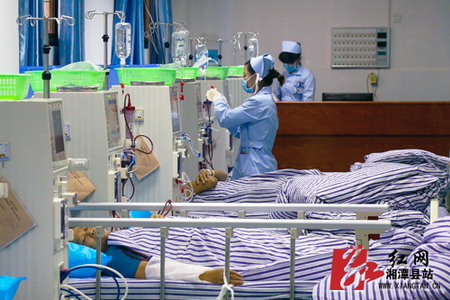 完善诊疗服务职能湘潭县中医院血液透析中心正式启用