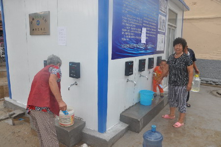41个村安装净化水设备烟台高疃镇实施“放心水”工程