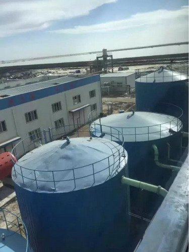 青海蓝科锂业膜法镁锂分离、浓缩项目建起一座全新的厂房