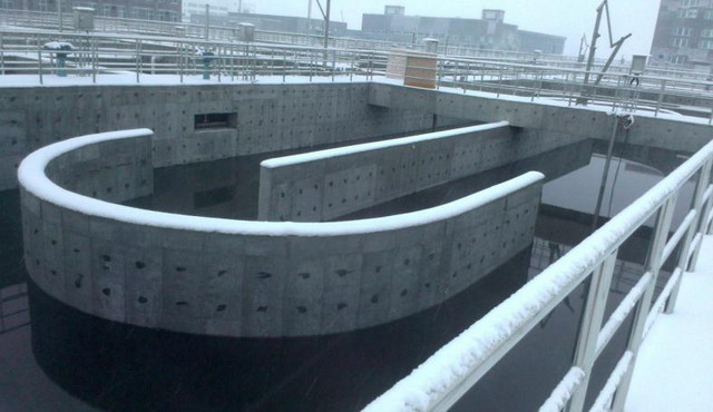 甘泉堡工业园（一期）污水处理厂规模10.5万吨/日，采用碧水源MBR工艺，出水达到国家一级A排放标准。