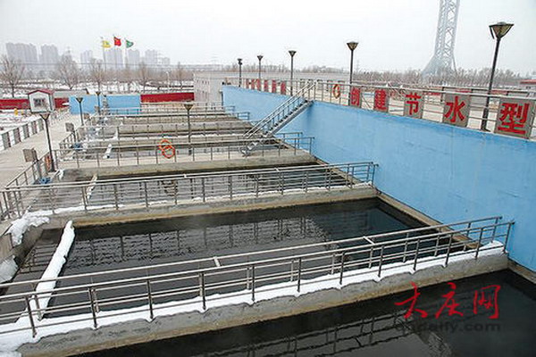 大庆市水务集团城市给排水公司再生水厂中的沉淀池