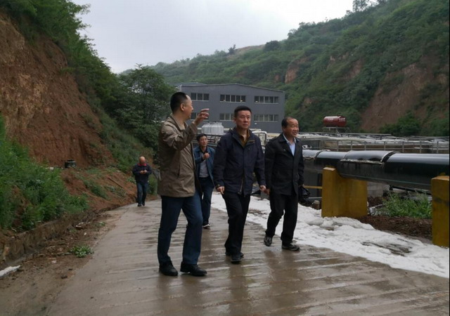 西安市环保局刘军局长检查调研江村沟垃圾渗滤液问题