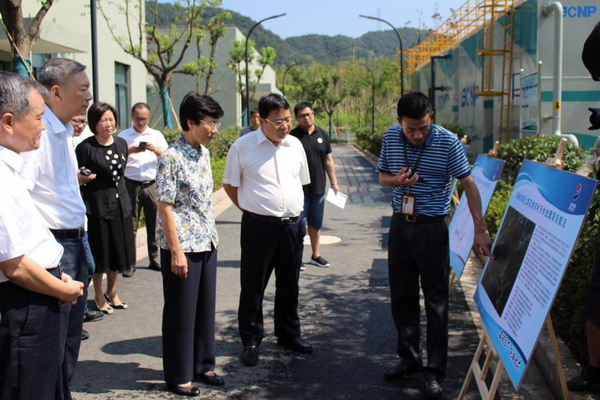 杭州市人大主任考察南方泵业一体化污水处理设备项目