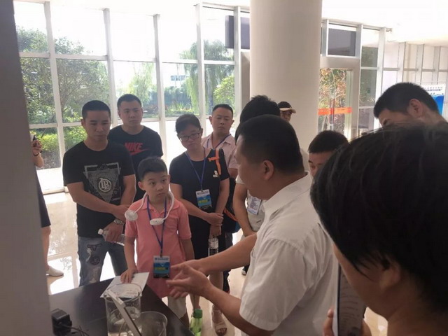 福建漳州市东墩污水处理厂公众开放日展示MBR处理工艺