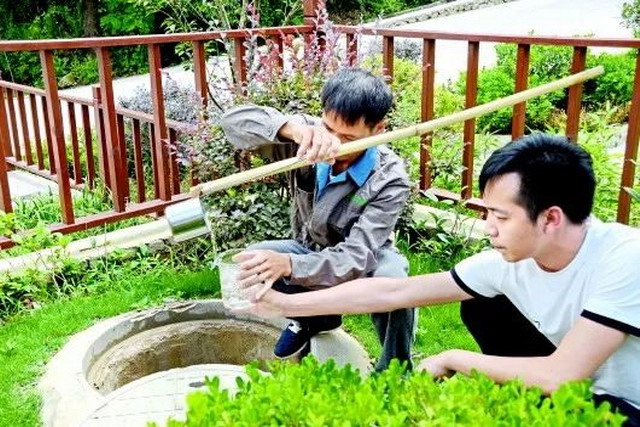 贵州清镇市实施红枫湖沿湖村寨生活污水治理成效显现