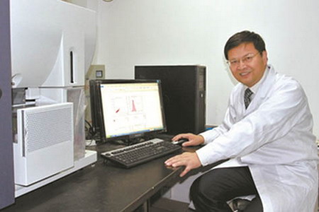北京化工大学校长谭天伟院士传承生物分离技术并创新
