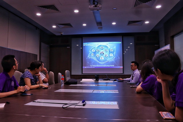 南开大学环境学院交流访问团赴新加坡膜技术研究中心