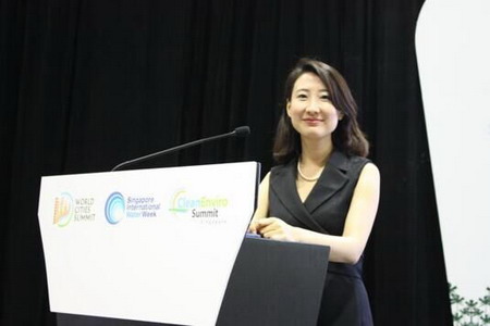 博天环境高级副总裁张蕾在新加坡国际水周中国商务论坛上演讲