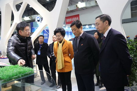 纳米修饰陶瓷膜在江西省首届高校科技成果对接会展示