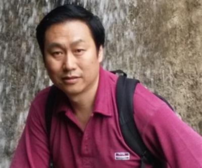 国家“千人计划”专家,天津大学化工学院研究员、博士生导师,天津海之凰科技有限公司董事长李保安 国家“千人计划”专家,天津大学化工学院研究员、博士生导师,天津海之凰科技有限公司董事长李保安