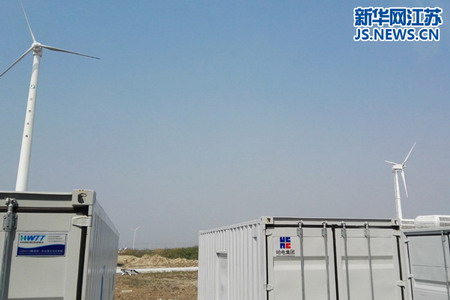 日出水100吨的“集装箱式微网海水淡化”集成系统 日出水100吨的“集装箱式微网海水淡化”集成系统