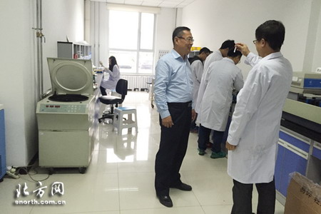 赛德公司与美国阿贡国家实验室(ANL)在核孔膜技术方面开展了深入的合作