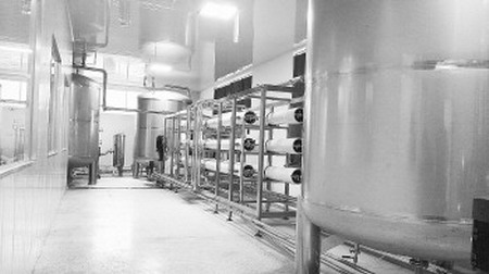 生产设备均为食品级不锈钢材料 生产设备均为食品级不锈钢材料