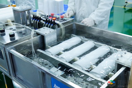 小米反渗透净水器装配生产线及其质量检验全过程展示 小米反渗透净水器装配生产线及其质量检验全过程展示