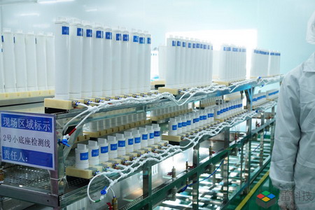 小米反渗透净水器装配生产线及其质量检验全过程展示 小米反渗透净水器装配生产线及其质量检验全过程展示