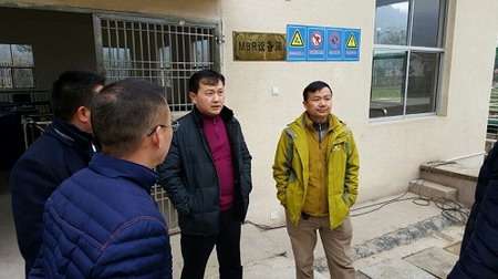 武陵源区住建局相关负责人MBR设备间现场检查