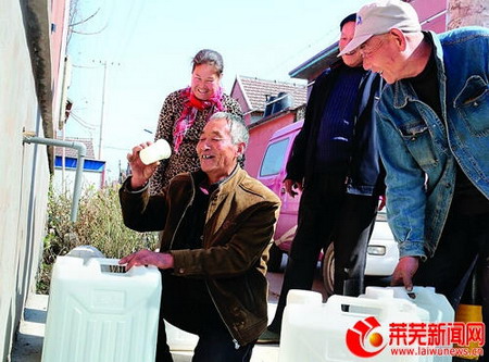 山东莱芜市辛庄镇南蛇沟村新安装一台刷卡直饮水设备 山东莱芜市辛庄镇南蛇沟村新安装一台刷卡直饮水设备