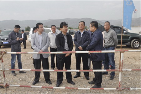 天水市副市长张明泰一行督查成纪新城地下净水工程 天水市副市长张明泰一行督查成纪新城地下净水工程