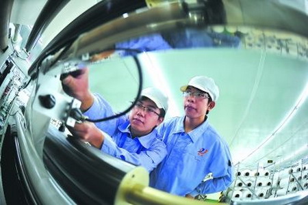 福清旭成科技锂电池隔膜第二条生产线正处于安装阶段 福清旭成科技锂电池隔膜第二条生产线正处于安装阶段