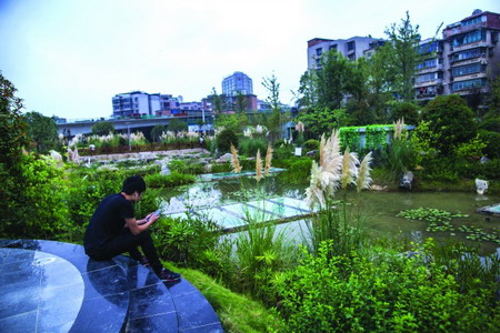 贵阳南明河“活水公园”一座藏身地下青山污水处理厂 贵阳南明河“活水公园”一座藏身地下青山污水处理厂