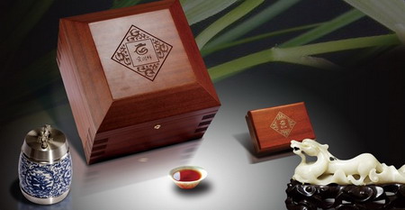 贡润祥普洱茶膏被神州11号带到太空供两位航天员饮用