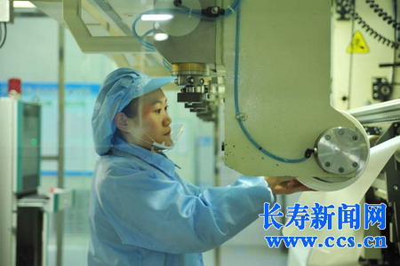 云天化纽米科技即将新增两条高性能锂电池隔膜生产线 云天化纽米科技即将新增两条高性能锂电池隔膜生产线