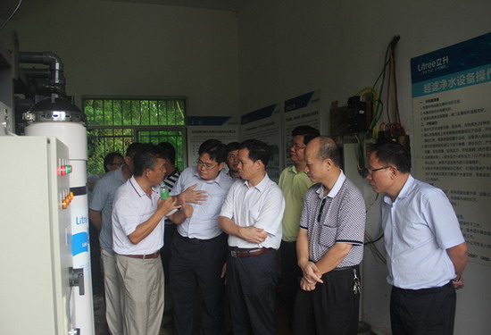 2014年9月3日下午，广西水利厅副厅长顾跃在海南省科技厅副厅长赵庆慧、省科技厅社发处副处长李军以及海南立昇公司等相关人员陪同下考察了金江地面水厂集中式供水改造项目