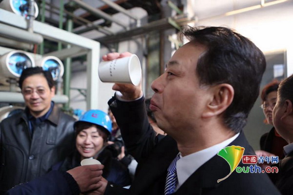 环保局局长亲率记者参观邢台市德龙钢铁污水处理中心 环保局局长亲率记者参观邢台市德龙钢铁污水处理中心