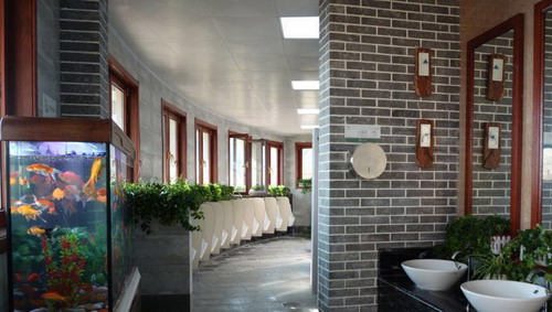 光大置业生态卫生间示范工程探索“以商养厕”新模式 光大置业生态卫生间示范工程探索“以商养厕”新模式