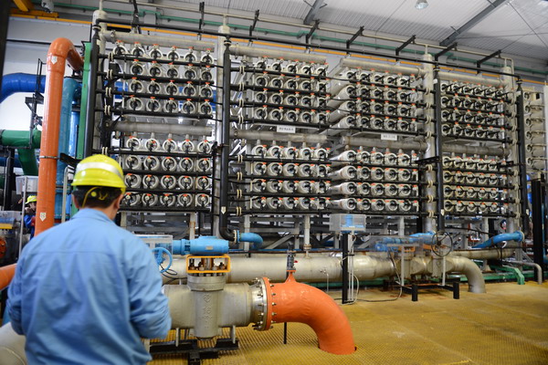 青岛水务百发海水淡化生产车间 青岛水务百发海水淡化生产车间