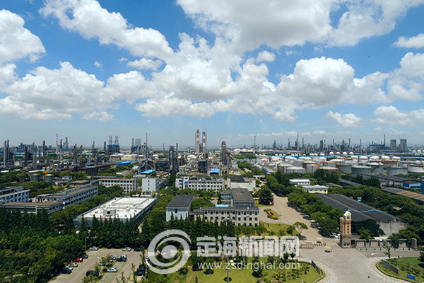 镇海炼化生态环保颠覆了媒体公众对石化企业传统印象 镇海炼化生态环保颠覆了媒体公众对石化企业传统印象