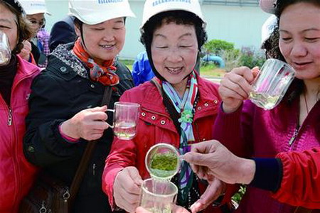 青岛百发海水淡化生产车间“水务开放日”邀市民参观