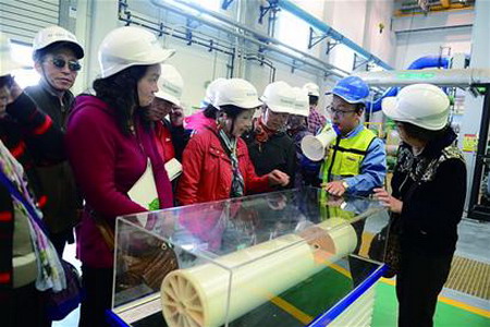 青岛百发海水淡化生产车间“水务开放日”邀市民参观