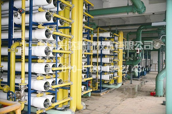 苏尼特左旗水质检测中心建成满都拉水厂生产出达标水 苏尼特左旗水质检测中心建成满都拉水厂生产出达标水