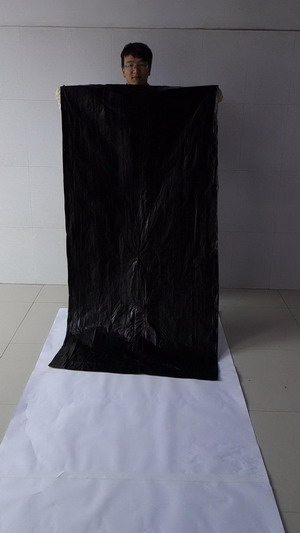 面积为60cm×60cm柔性碳纳米管宏观膜(CMF) 面积为60cm×60cm柔性碳纳米管宏观膜(CMF)