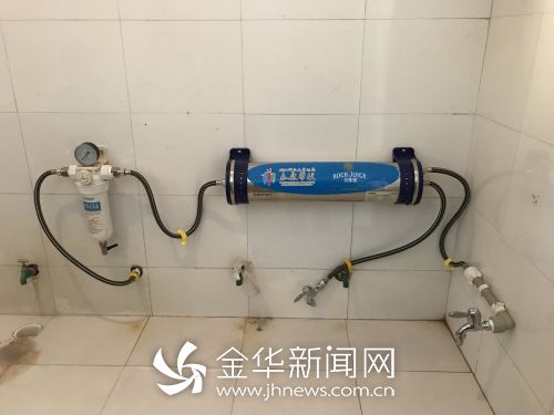 永康市崇德学校爱心公益捐助云南13所学校用上净水器