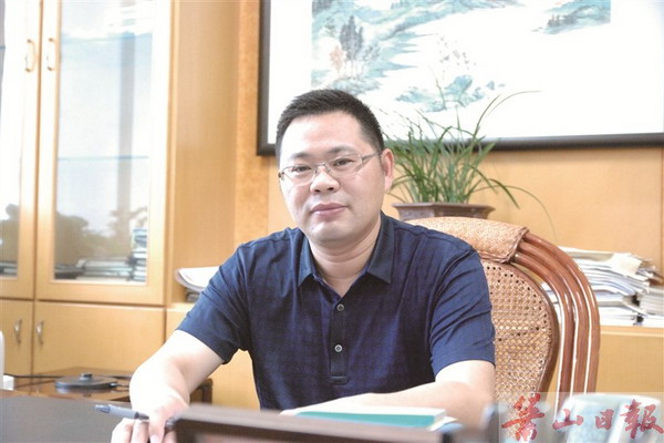 杭州市萧山区河上镇党委副书记、镇长俞万昌 杭州市萧山区河上镇党委副书记、镇长俞万昌
