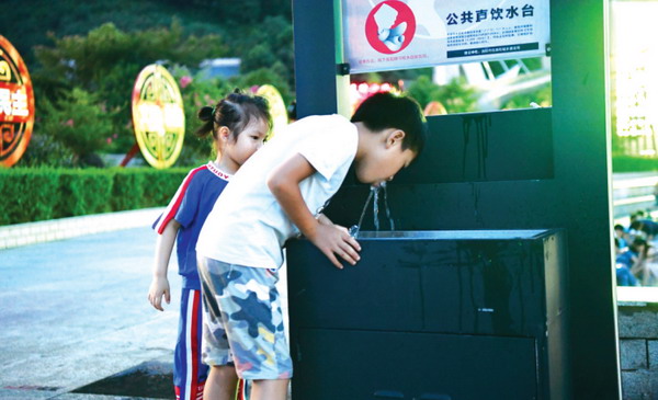 暴雨过后浏阳街头被水淹没的10台直饮水机已完成升级