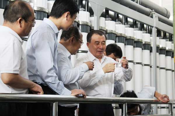 中国中材集团董事长刘志江2014年9月25日实地考察中材默锐水务日产5万吨中水回用项目 中国中材集团董事长刘志江2014年9月25日实地考察中材默锐水务日产5万吨中水回用项目