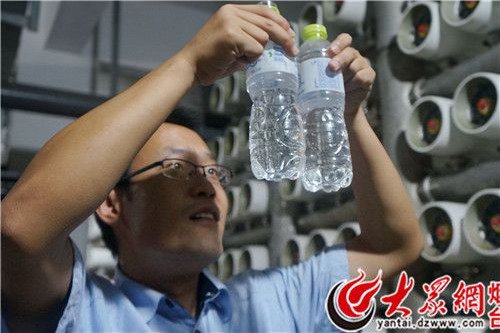再生水(左)与矿泉水(右)的对比 再生水(左)与矿泉水(右)的对比