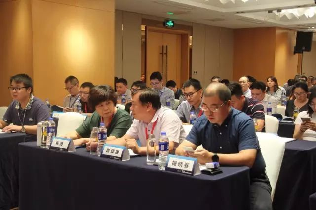 第三届中国家用净水器行业年会在南京苏宁诺富特酒店召开 第三届中国家用净水器行业年会在南京苏宁诺富特酒店召开