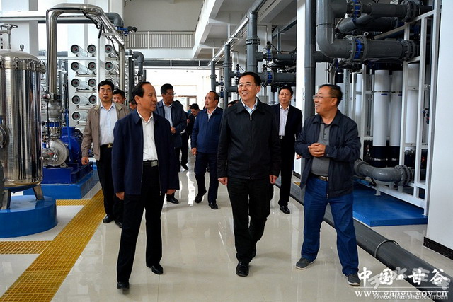 王光庆主任率调研组在城区供水水源水深度处理工程现场调研 王光庆主任率调研组在城区供水水源水深度处理工程现场调研
