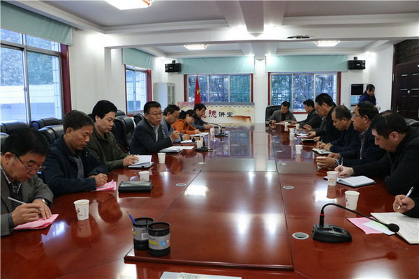 铜川城管局班子成员深入城市环境类项目施工一线观摩 铜川城管局班子成员深入城市环境类项目施工一线观摩