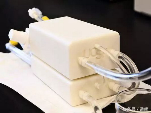 美科学家发明出植入式人工肾脏宣告血液透析即将终结 美科学家发明出植入式人工肾脏宣告血液透析即将终结