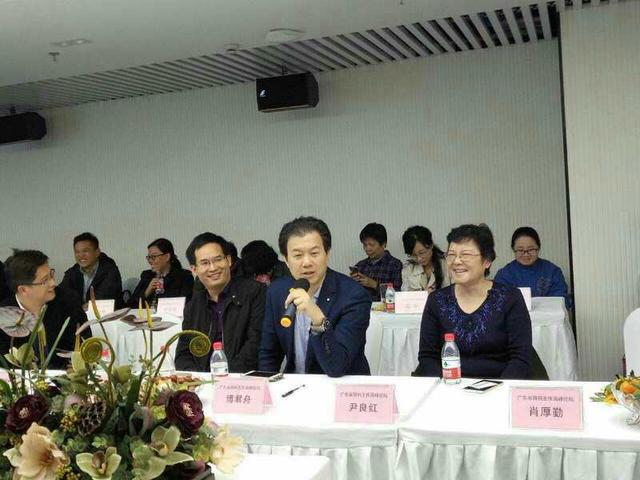肾内科主任高峰论坛为佛山南海首家民营血透中心揭幕 肾内科主任高峰论坛为佛山南海首家民营血透中心揭幕