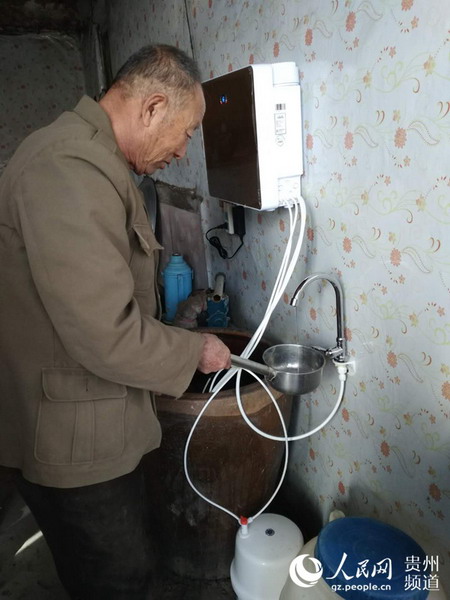 贵州云泉科技净水器免费安装到吉林通榆县贫困户家中