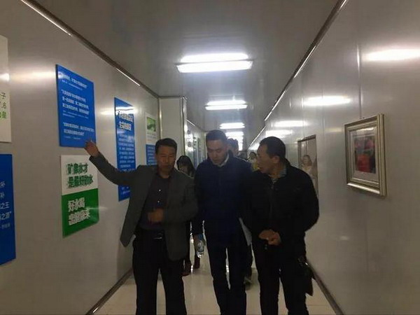 视察云南天外天政协委员为“云水”产业做大做强建言 视察云南天外天政协委员为“云水”产业做大做强建言