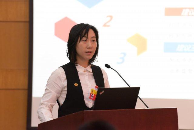 福田政协委员曾科代表民革发言 福田政协委员曾科代表民革发言